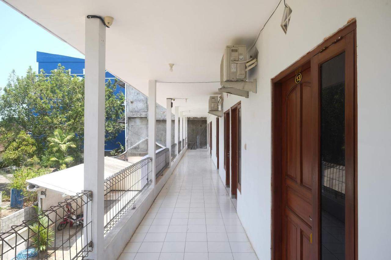 Reddoorz Near Plaza Ambarrukmo Yogyakarta Hotell Maguwo Exteriör bild